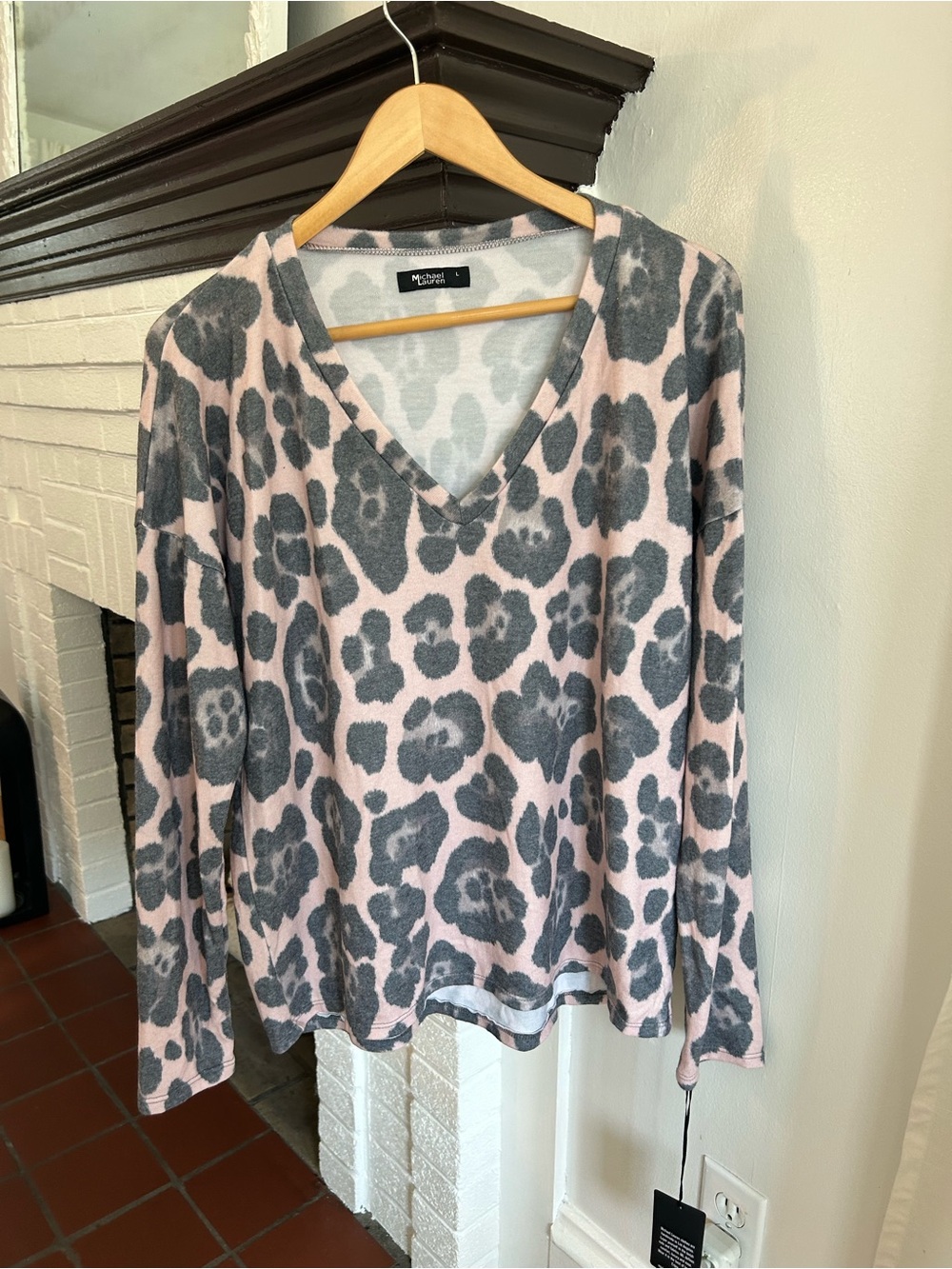 Michael Lauren Pink Leopard V-Neck Long Sleeve Top
